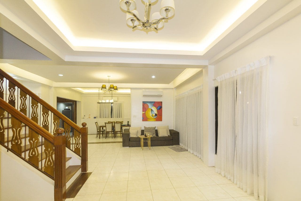 House for Rent in Maria Luisa