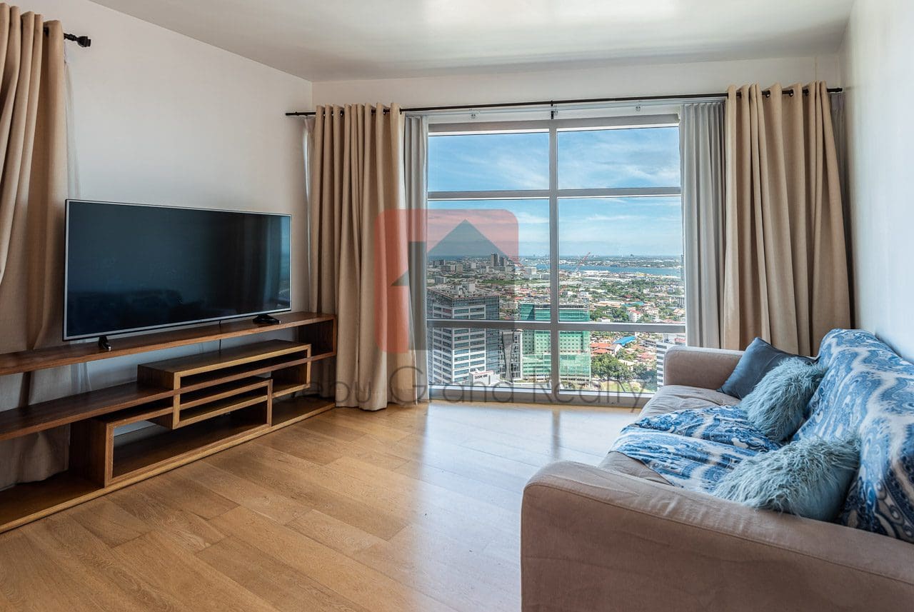 Condo for Rent in Park Point