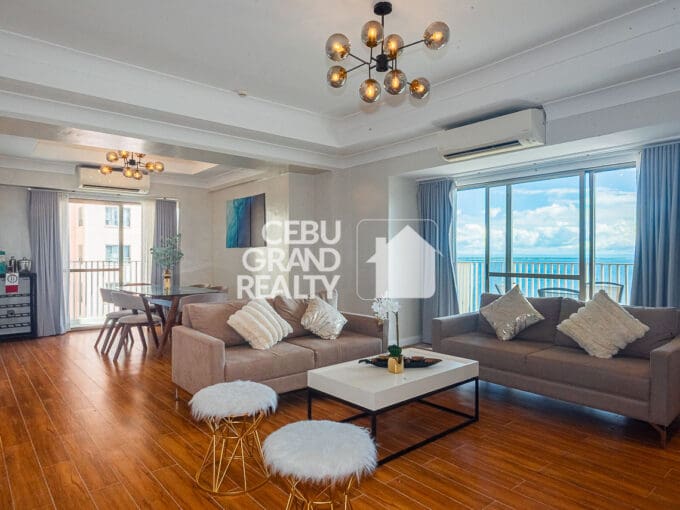 Luxury Condo with Panoramic Ocean View at Movenpick Residences