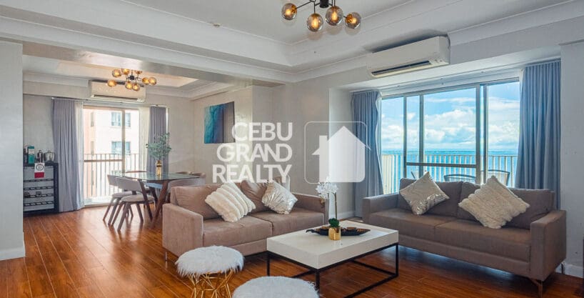 Luxury Condo with Panoramic Ocean View at Movenpick Residences